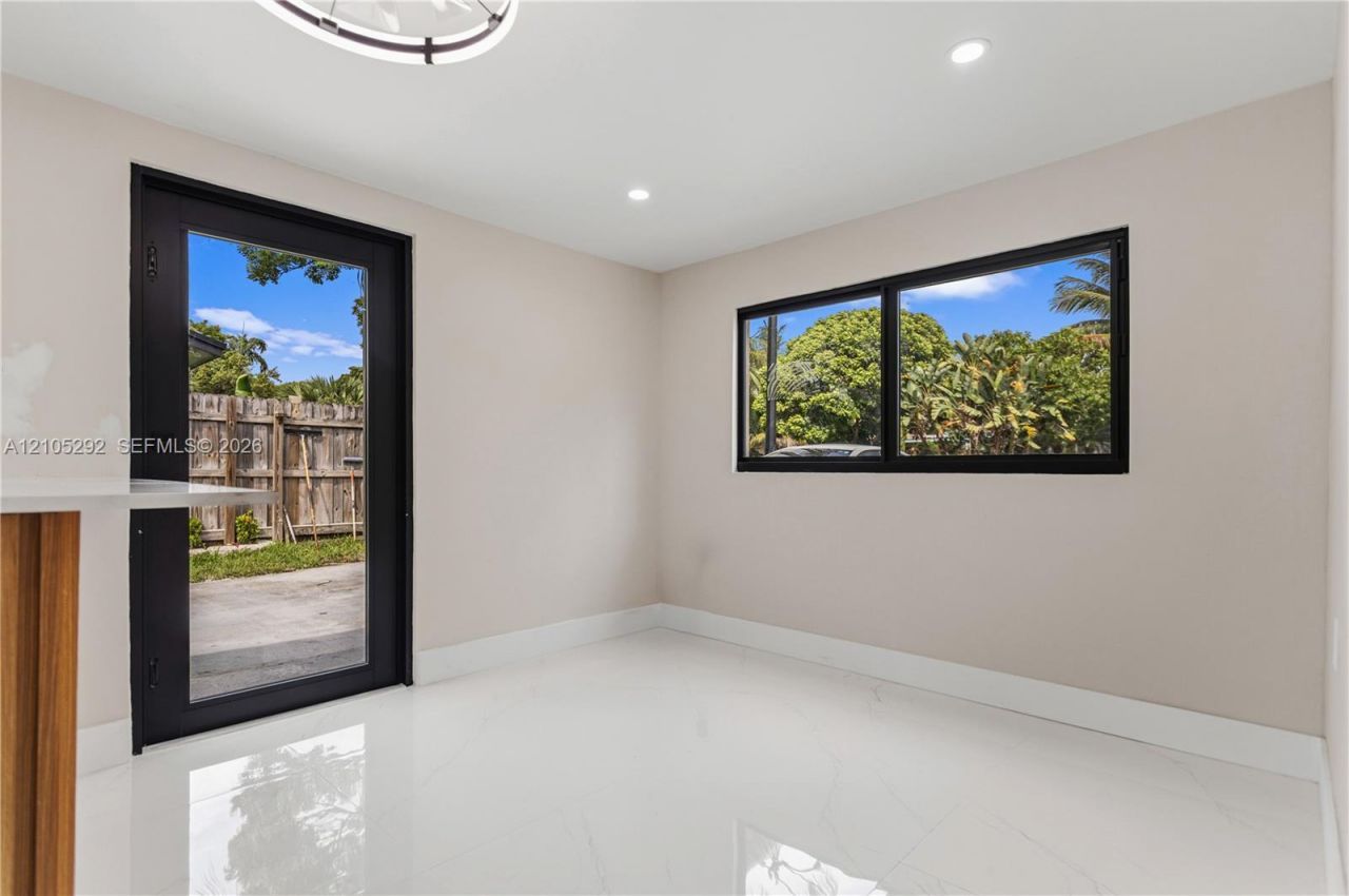 1480 NE 28th St, Pompano Beach, FL 33064 Photo