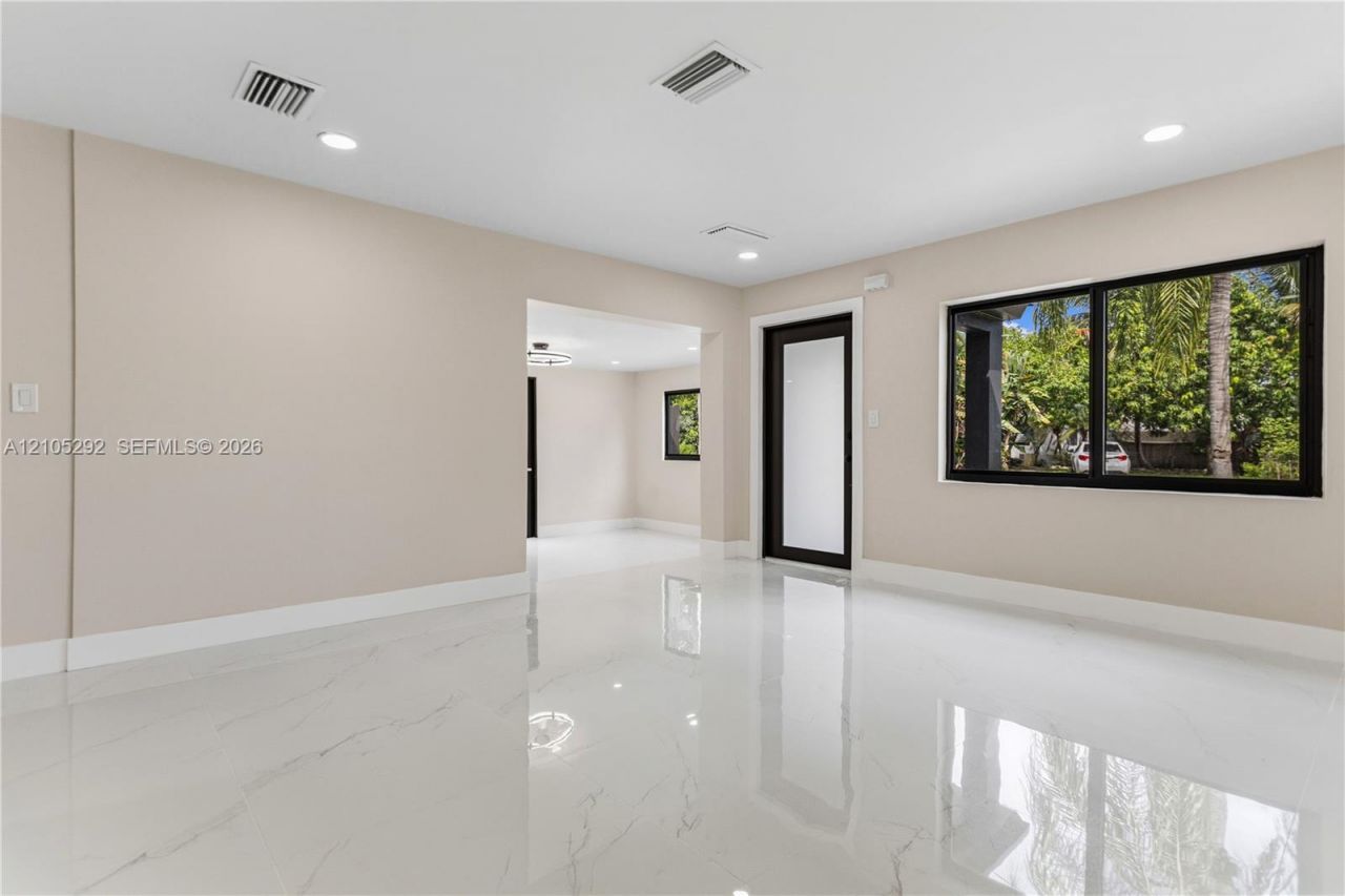 1480 NE 28th St, Pompano Beach, FL 33064 Photo