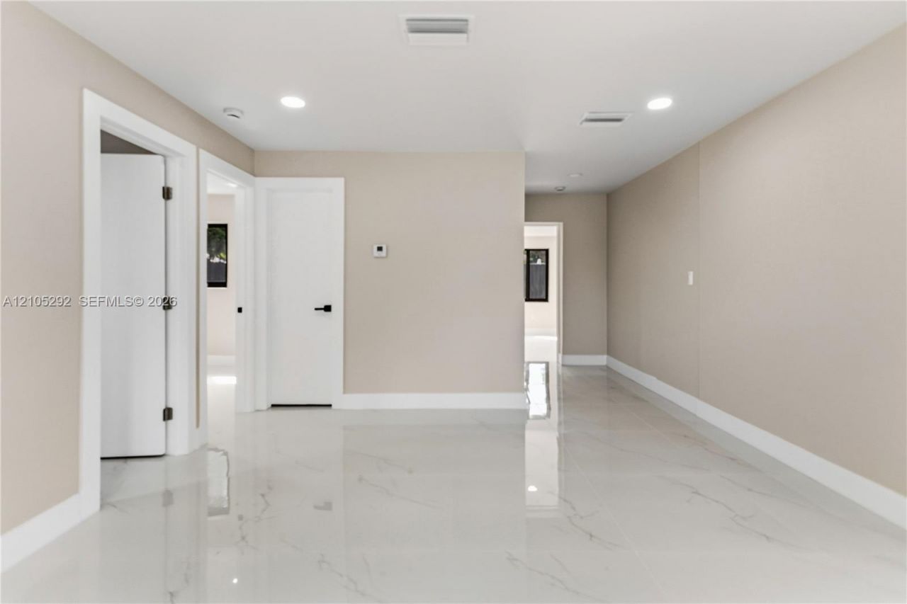 1480 NE 28th St, Pompano Beach, FL 33064 Photo