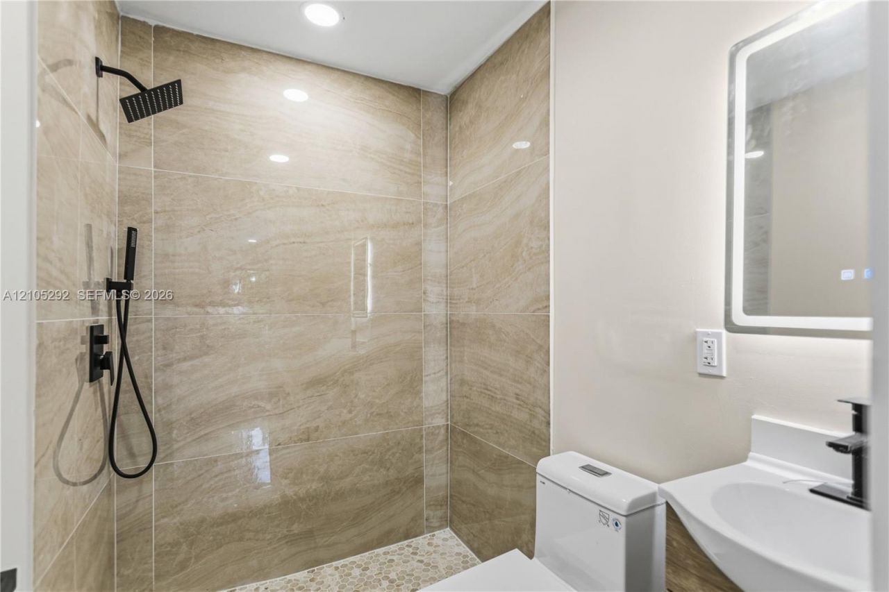 1480 NE 28th St, Pompano Beach, FL 33064 Photo