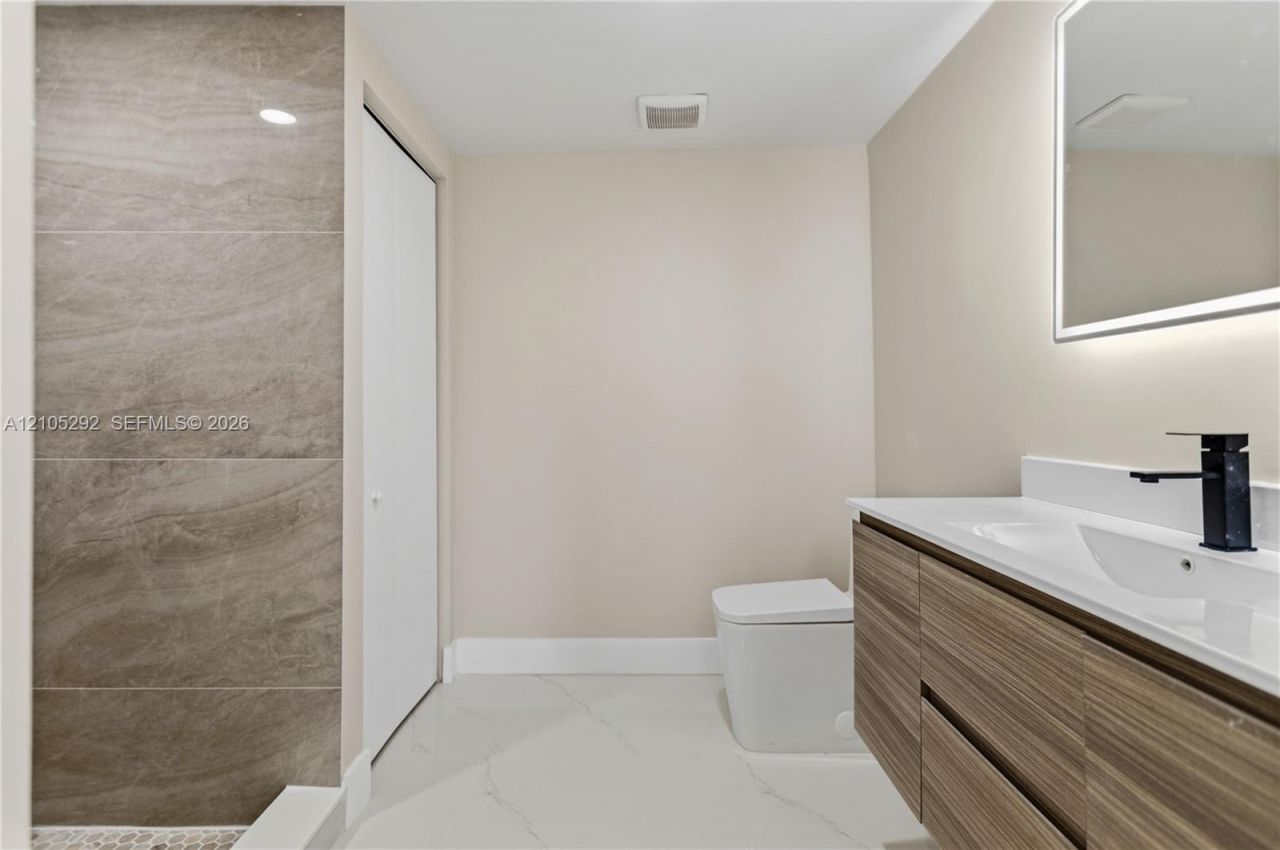 1480 NE 28th St, Pompano Beach, FL 33064 Photo