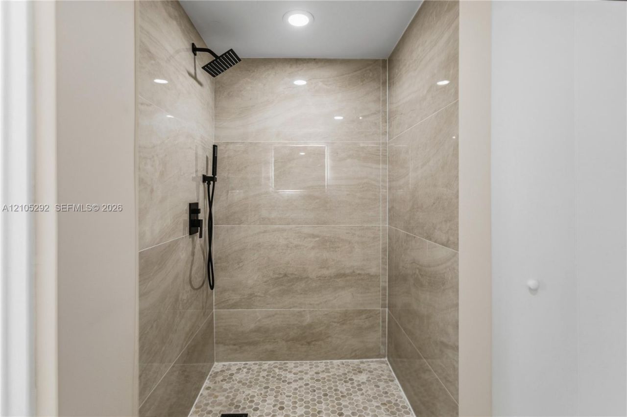 1480 NE 28th St, Pompano Beach, FL 33064 Photo