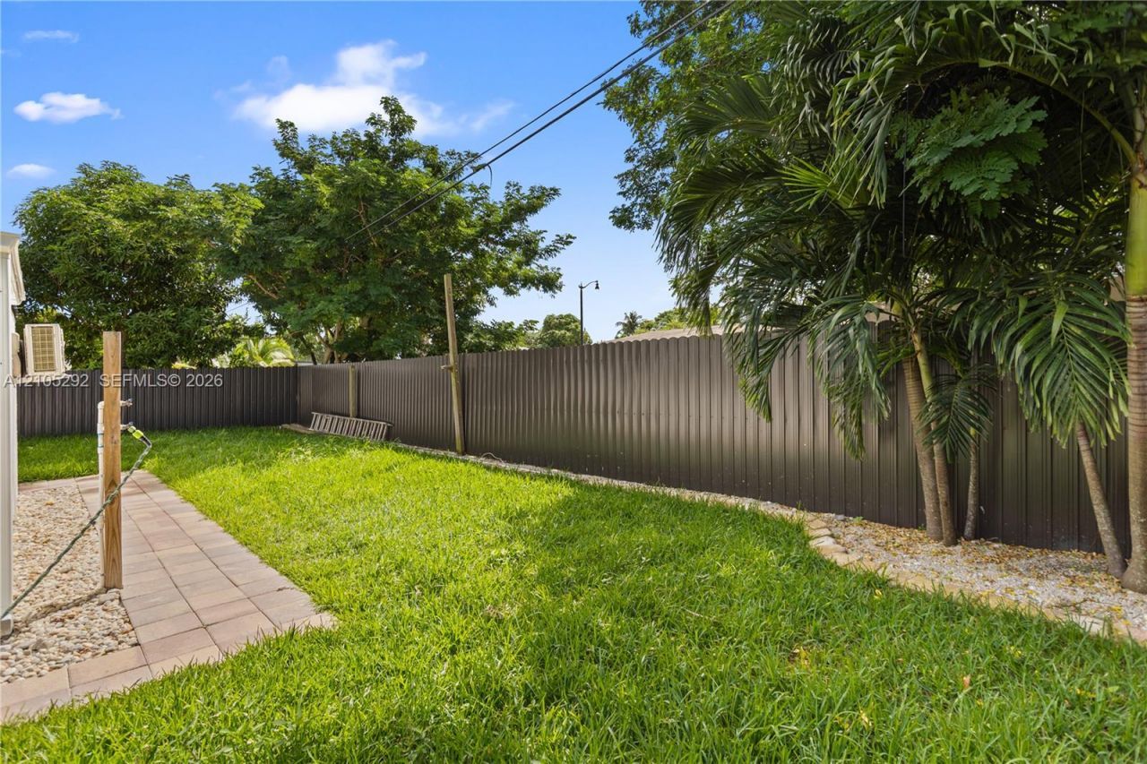 1480 NE 28th St, Pompano Beach, FL 33064 Photo