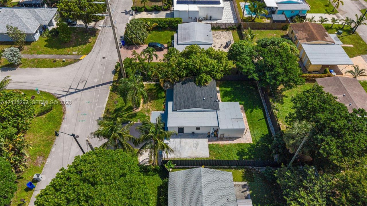 1480 NE 28th St, Pompano Beach, FL 33064 Photo