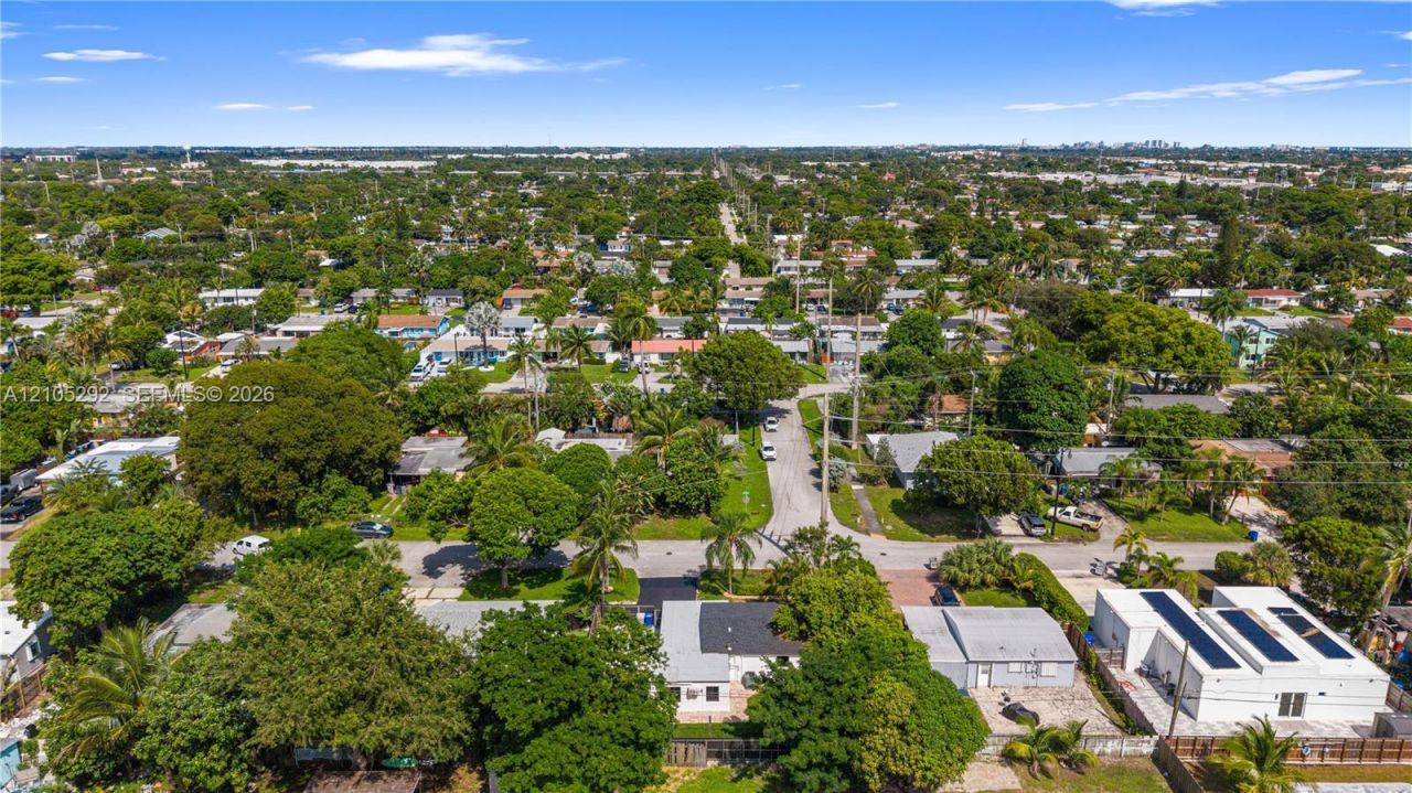 1480 NE 28th St, Pompano Beach, FL 33064 Photo