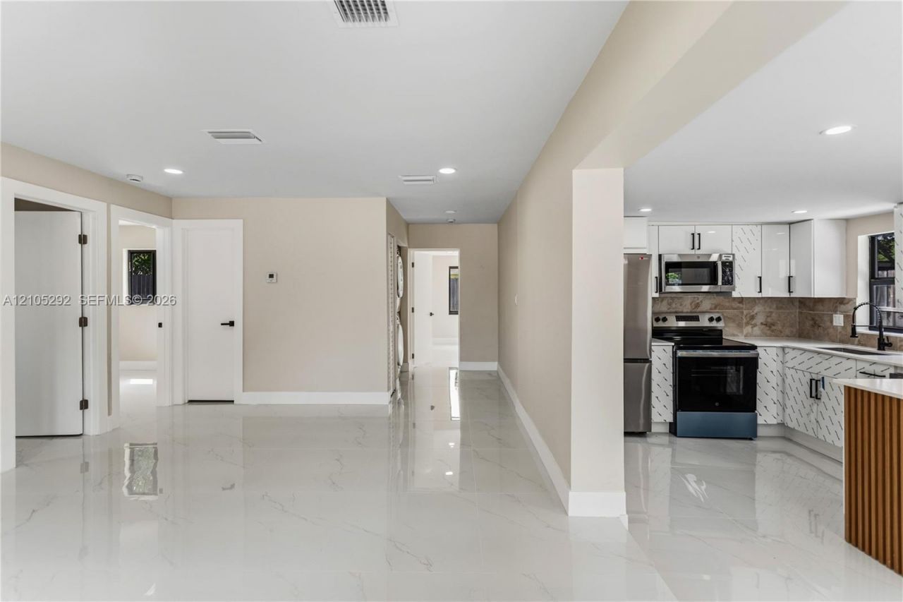 1480 NE 28th St, Pompano Beach, FL 33064 Photo