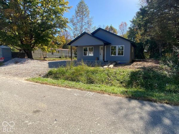 1892 Londondary Way , North Vernon, IN 47265