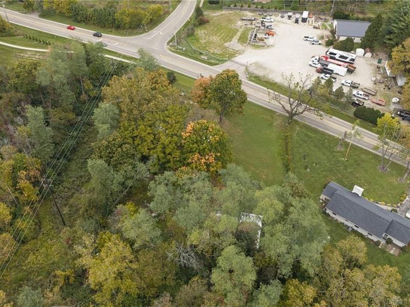 9541 Clyo Road, Dayton, OH 45458 Photo 23
