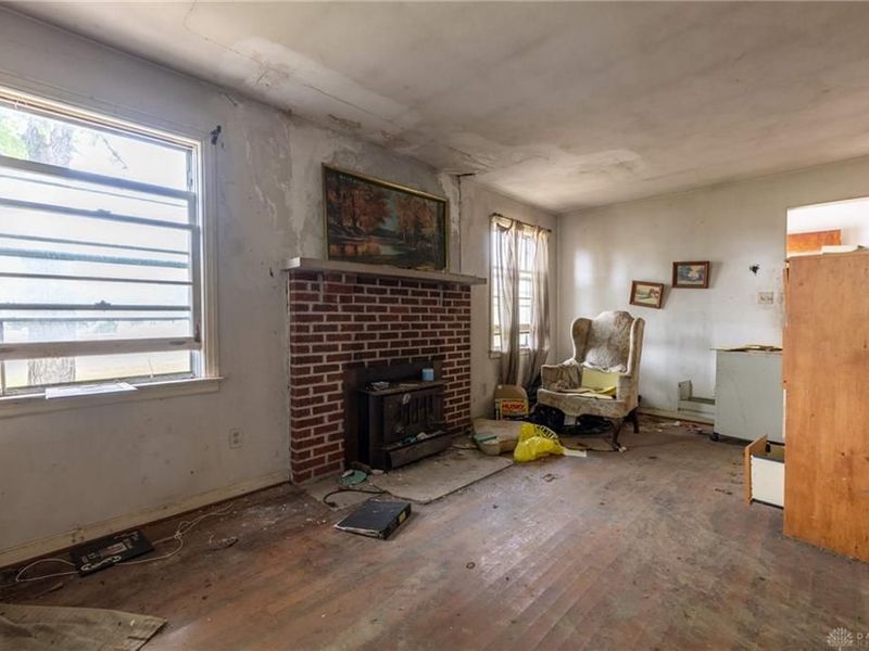9541 Clyo Road, Dayton, OH 45458 Photo 5