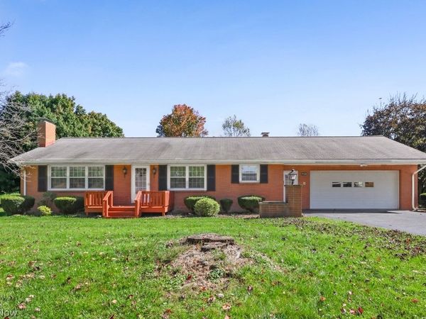 1930 Valley Road , Salem, OH 44460