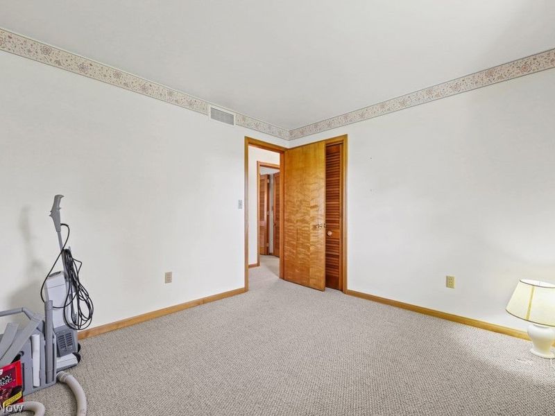 1930 Valley Road, Salem, OH 44460 Photo 24