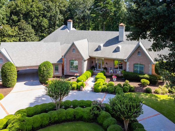 6 Bretagne Circle , Little Rock, AR 72223