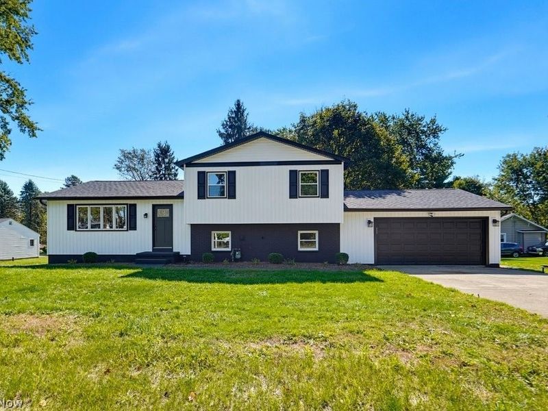 3246 E Waterloo Road, Akron, OH 44312 Photo 2