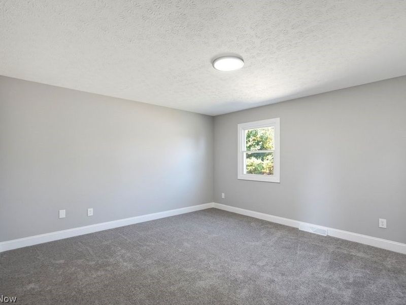 3246 E Waterloo Road, Akron, OH 44312 Photo 25