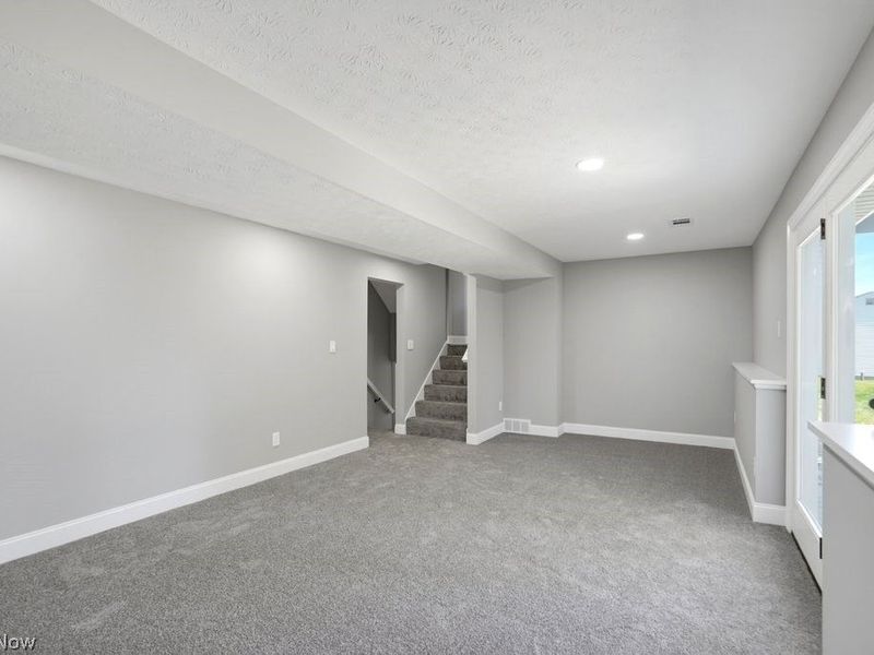 3246 E Waterloo Road, Akron, OH 44312 Photo 6