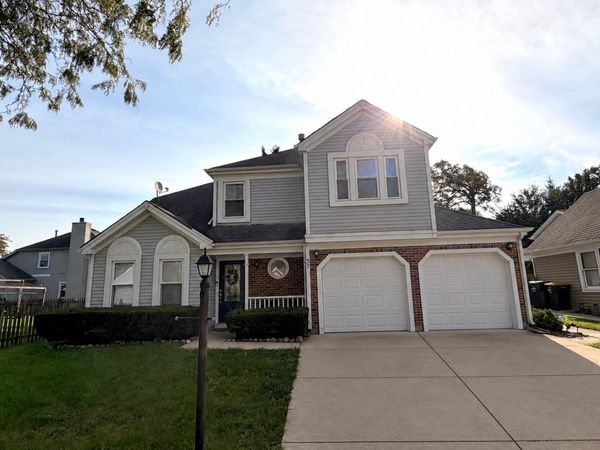 37 Washington Avenue , Streamwood, IL 60107
