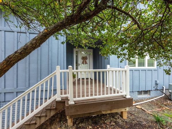 6401 Utica Ridge Road , Unit 12, Davenport, IA 52807