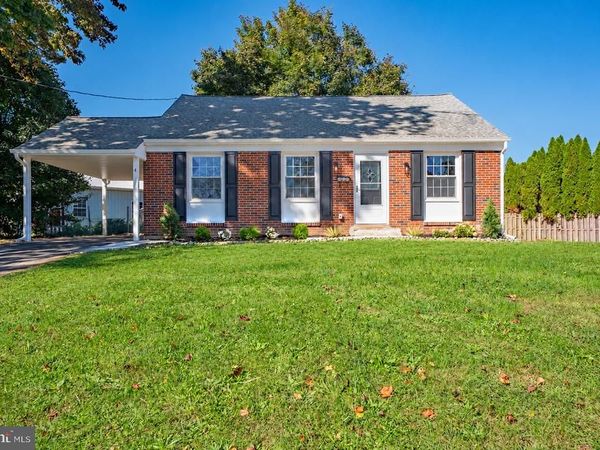 4 MCCARTHY AVENUE, LANGHORNE, PA 19047