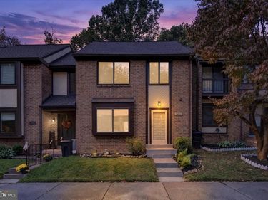 5822 JACKSONS OAK COURT, BURKE, VA 22015
