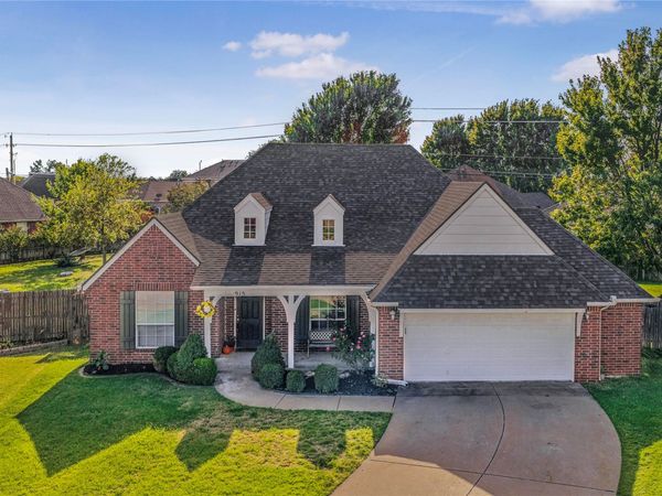 915 W Indianapolis Place North, Broken Arrow, OK 74012