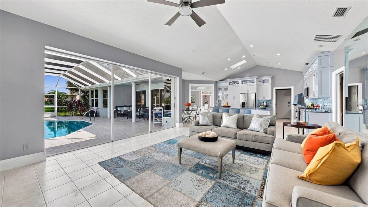 8136 Regents Court, University Park, FL 34201 Photo