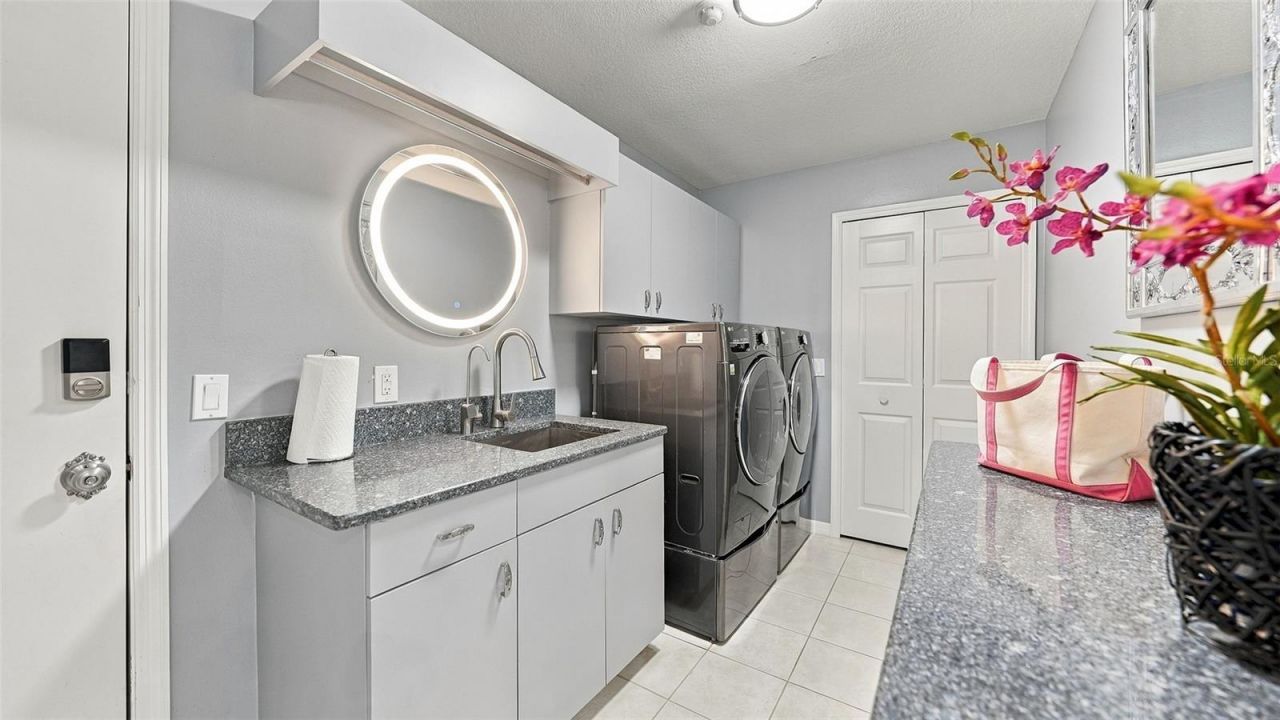 8136 Regents Court, University Park, FL 34201 Photo