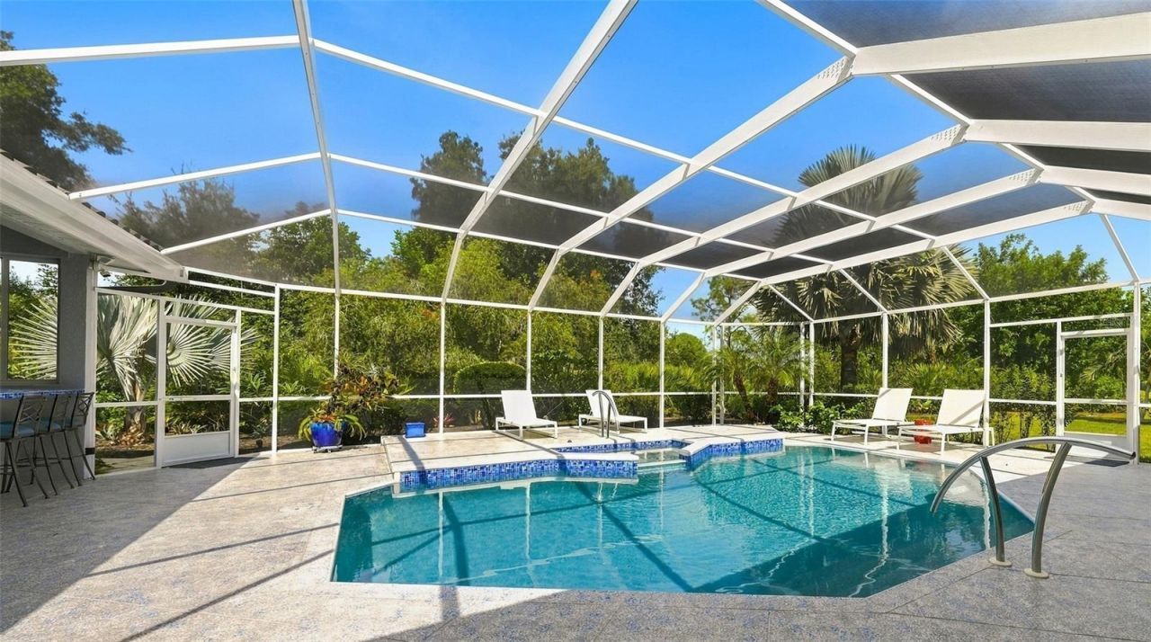 8136 Regents Court, University Park, FL 34201 Photo