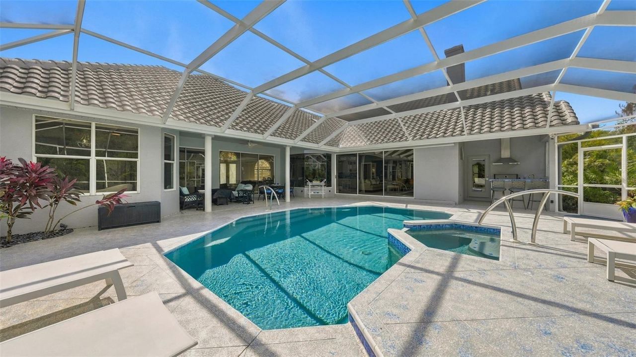 8136 Regents Court, University Park, FL 34201 Photo