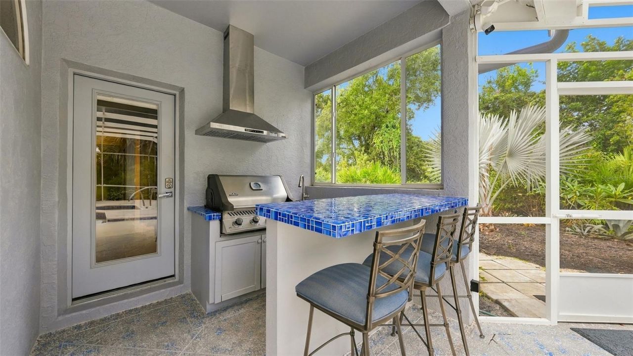 8136 Regents Court, University Park, FL 34201 Photo