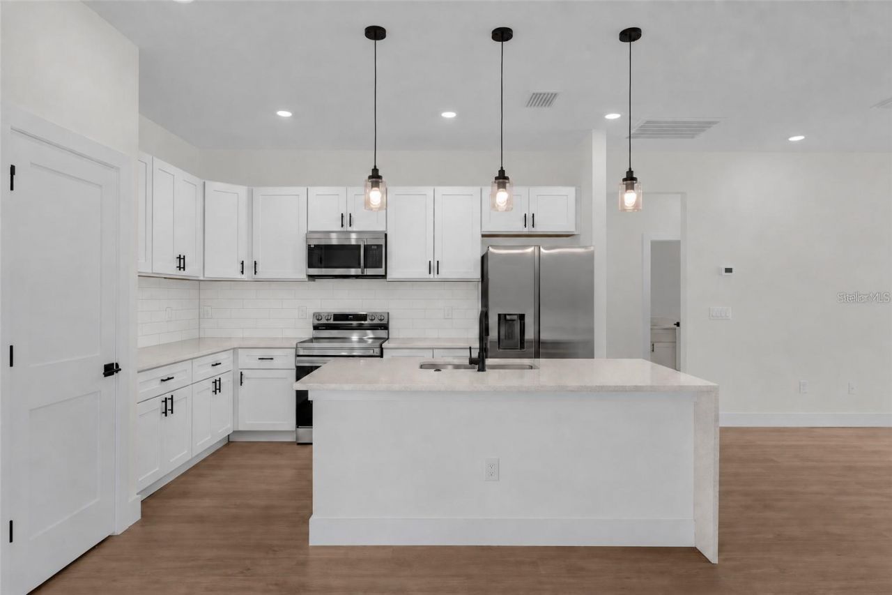 730 W Hummingbird Drive , Citrus Springs, FL 34434 Photo