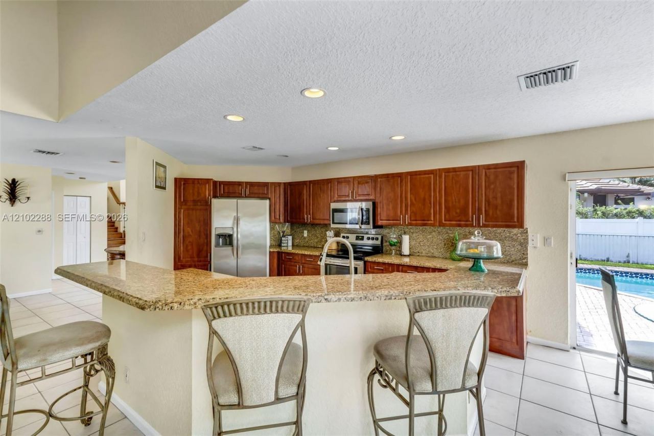 17315 SW 13th St, Pembroke Pines, FL 33029 Photo