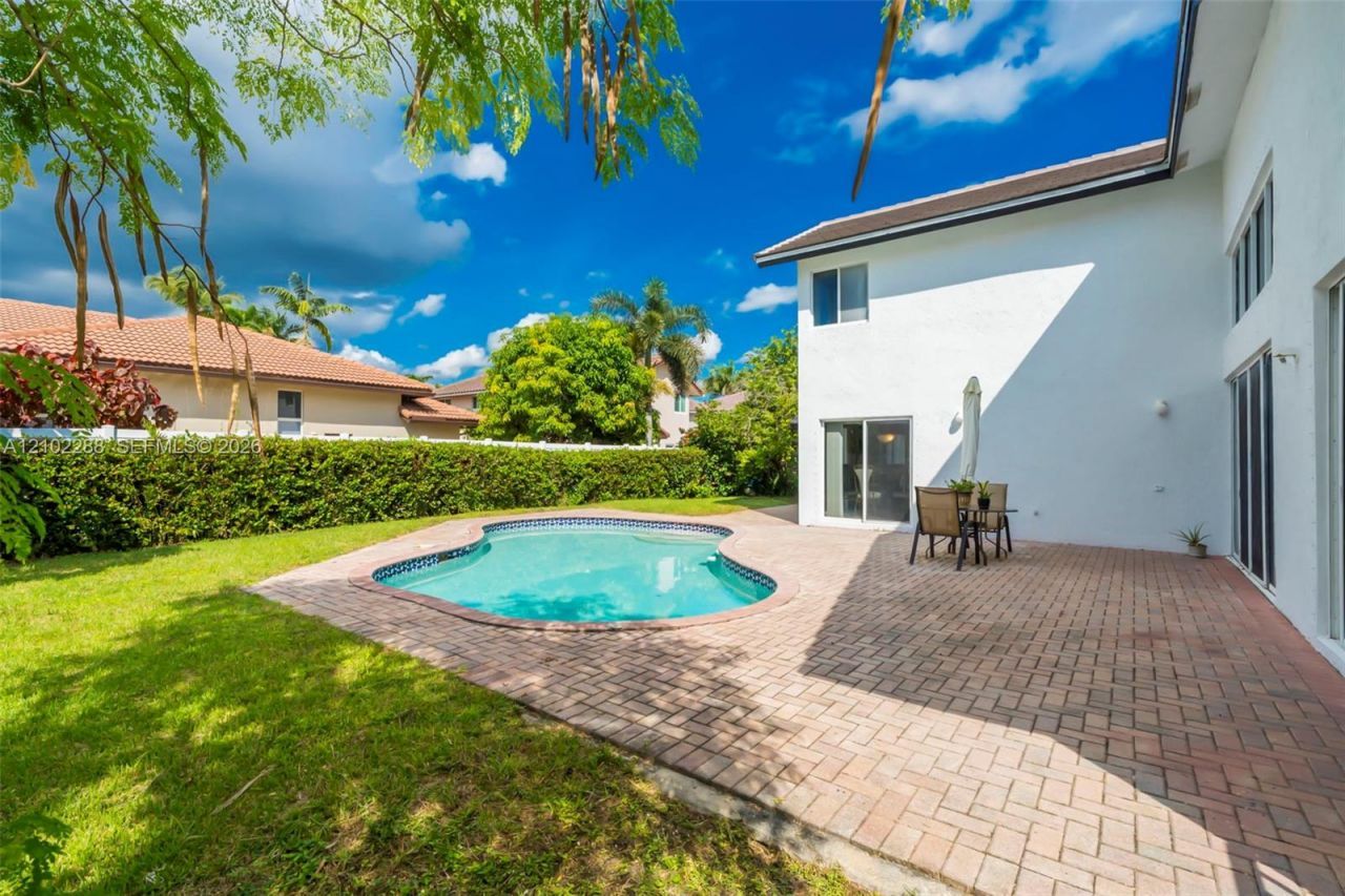 17315 SW 13th St, Pembroke Pines, FL 33029 Photo