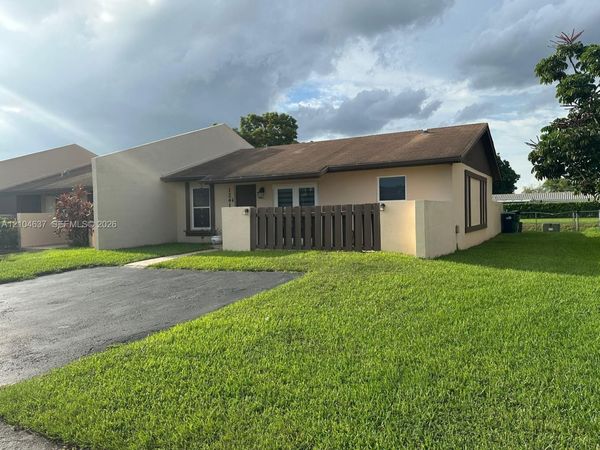 12411 SW 110th S Canal St Rd , Miami, FL 33186