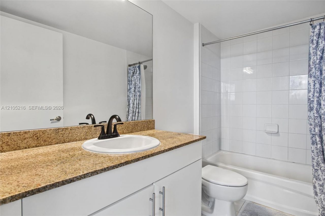 1861 NW S River Dr, Unit 1010, Miami, FL 33125 Photo