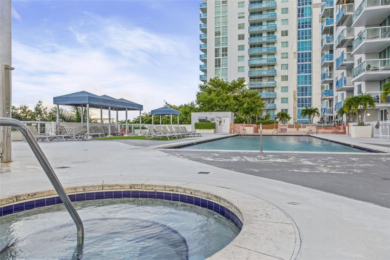 1861 NW S River Dr, Unit 1010, Miami, FL 33125 Photo