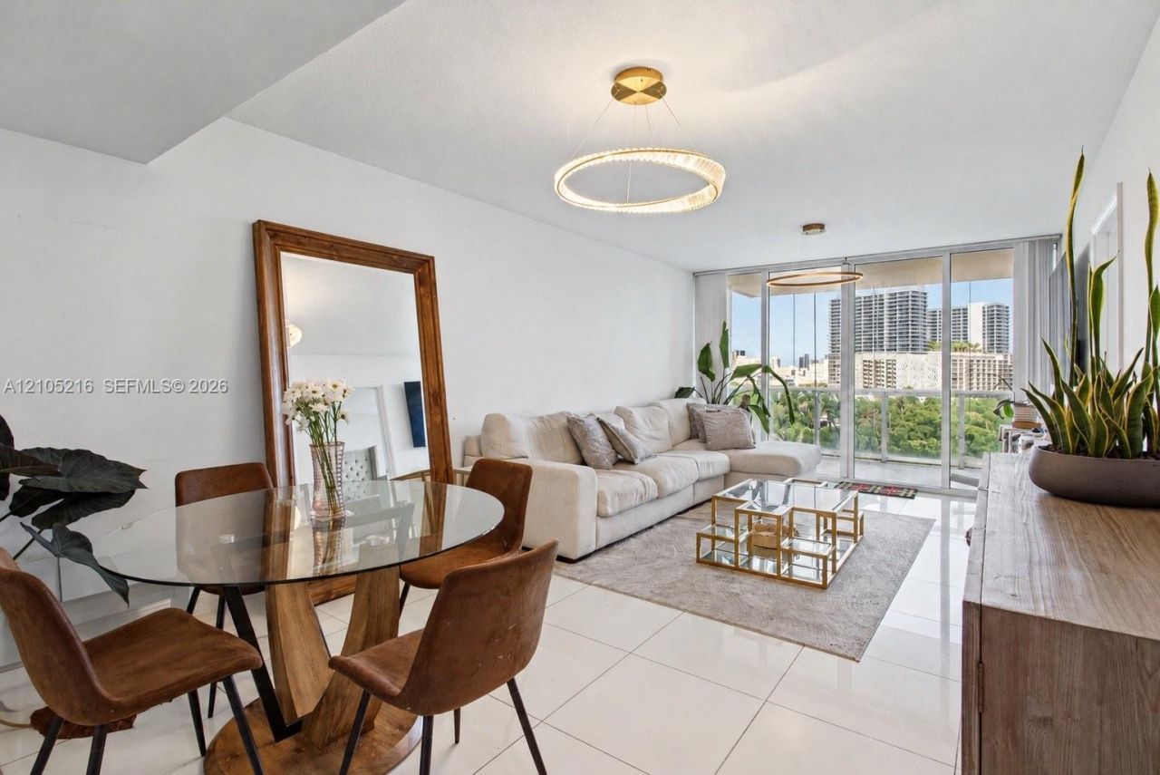 1861 NW S River Dr, Unit 1010, Miami, FL 33125 Photo