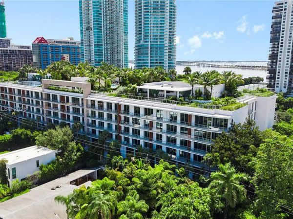 2200 Brickell Avenue, Unit 422, Miami, FL 33129