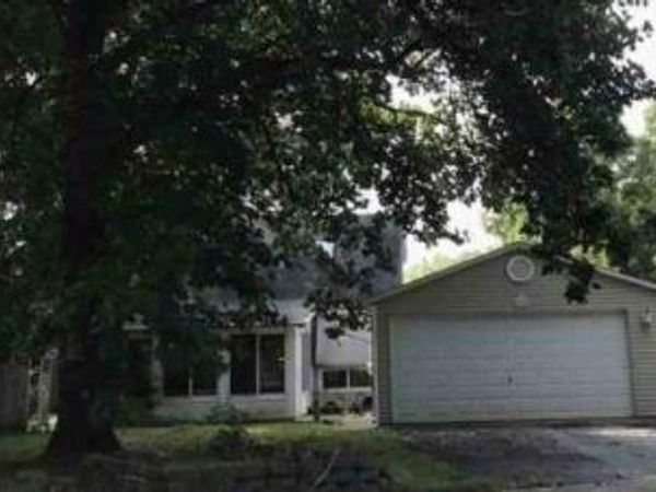 2776 Dawnview Drive , Florissant, MO 63031