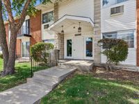 8836 N Western Avenue, Des Plaines, IL 60016 primary photo