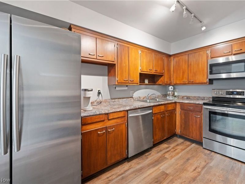 2159 Wooster Road, Unit 45, Rocky River, OH 44116 Photo 13
