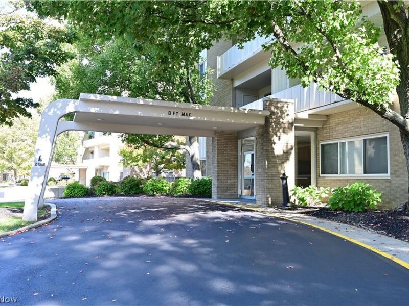 2159 Wooster Road, Unit 45, Rocky River, OH 44116 Photo 2