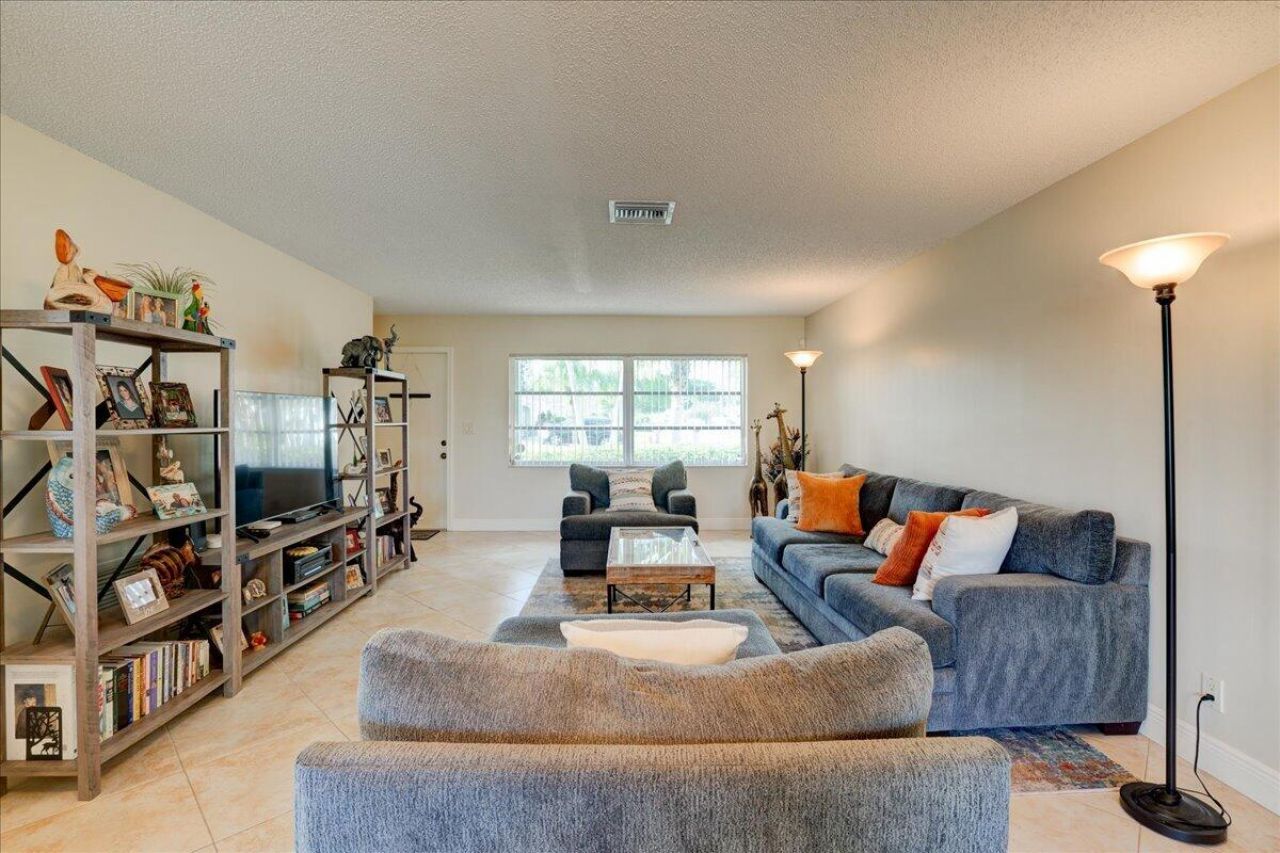 14315 Amapola Drive, Delray Beach, FL 33484 Photo