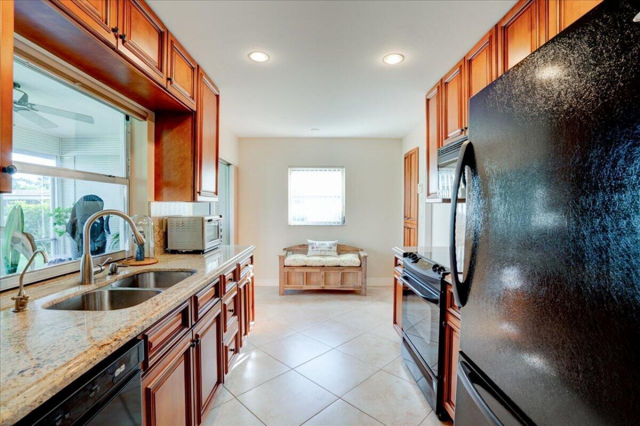 14315 Amapola Drive, Delray Beach, FL 33484 Photo