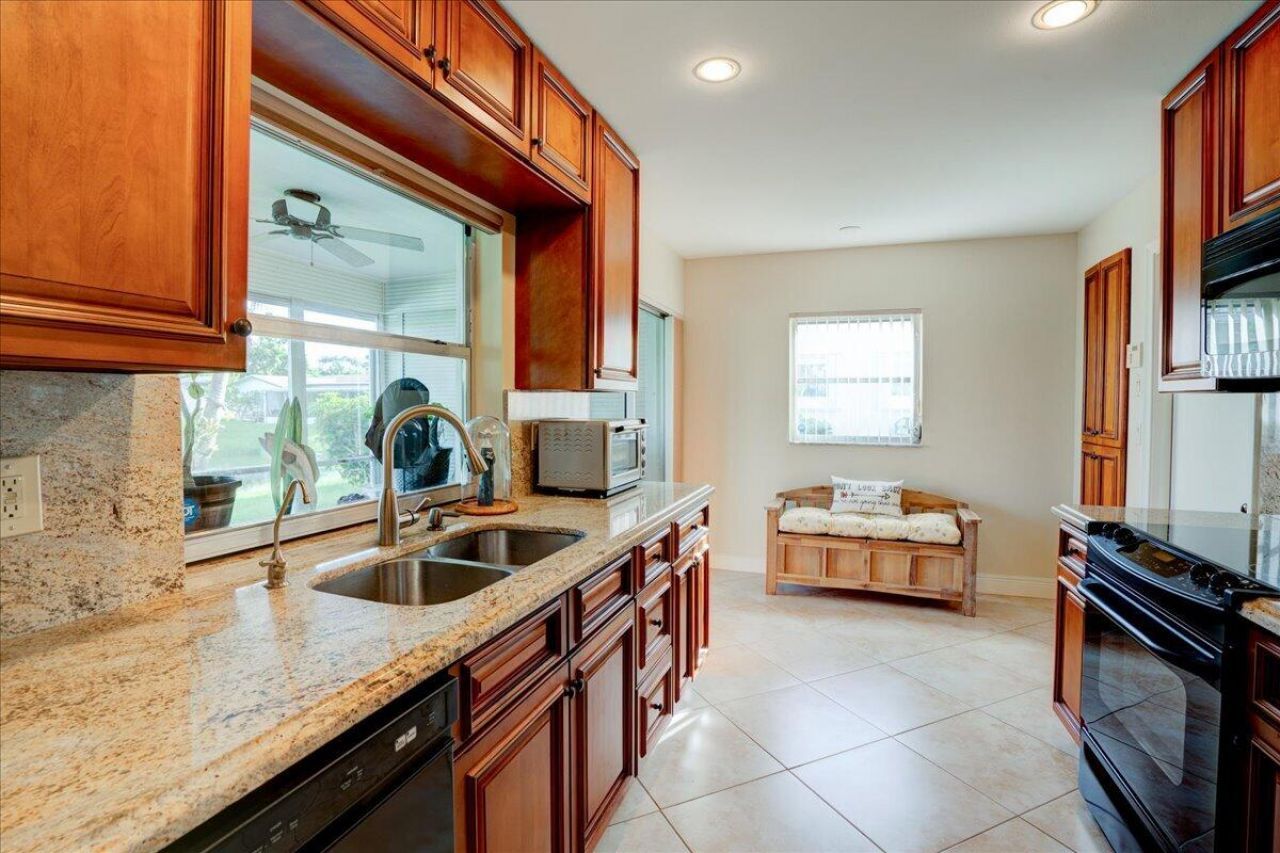 14315 Amapola Drive, Delray Beach, FL 33484 Photo