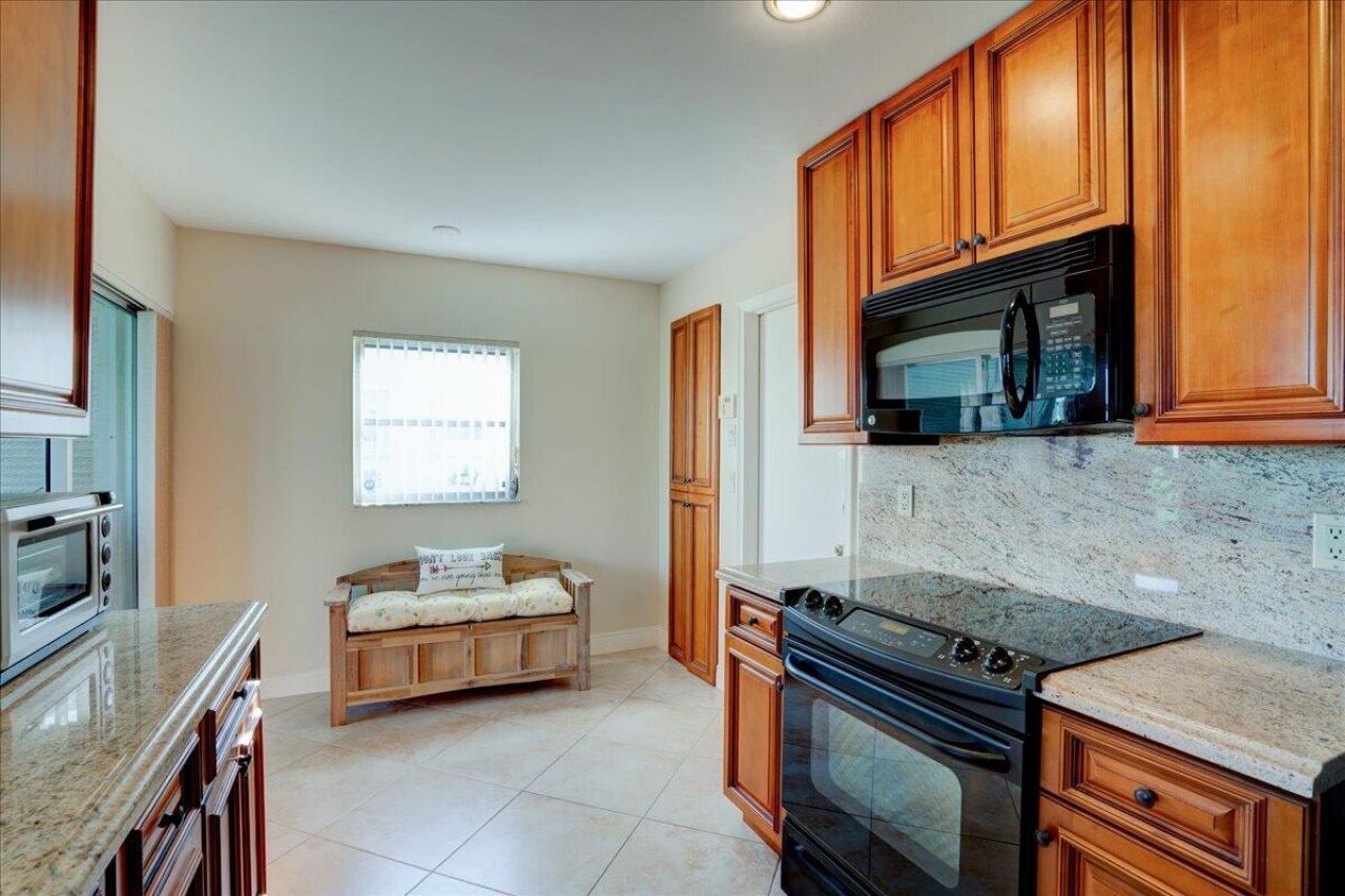 14315 Amapola Drive, Delray Beach, FL 33484 Photo