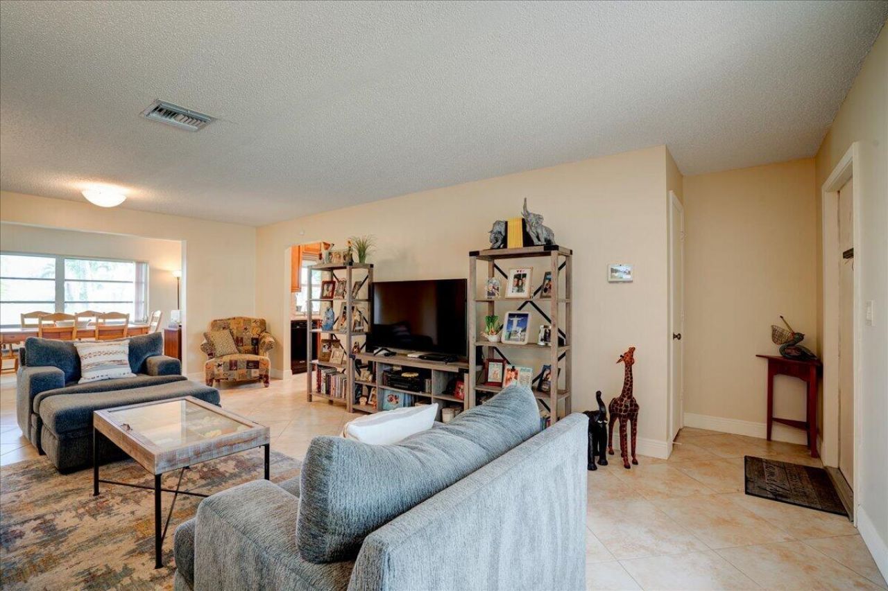 14315 Amapola Drive, Delray Beach, FL 33484 Photo