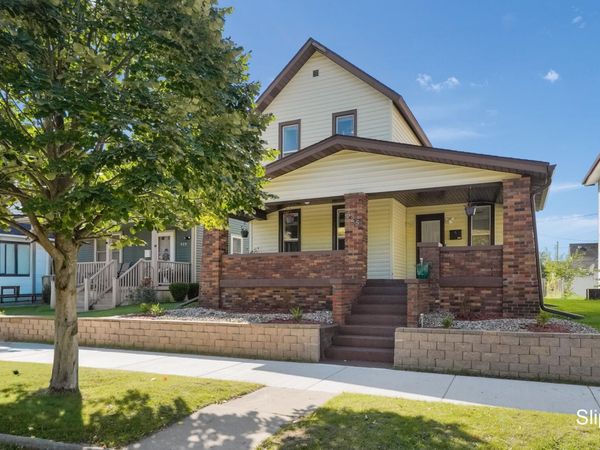 525 La Grave Avenue SE, Grand Rapids, MI 49503