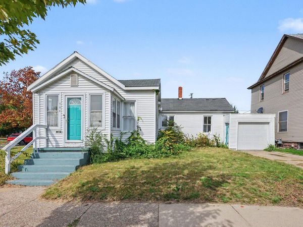 506 W Muskegon Avenue, Muskegon, MI 49441
