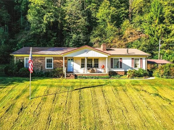 5521 Elk Creek Darby Road , Ferguson, NC 28624