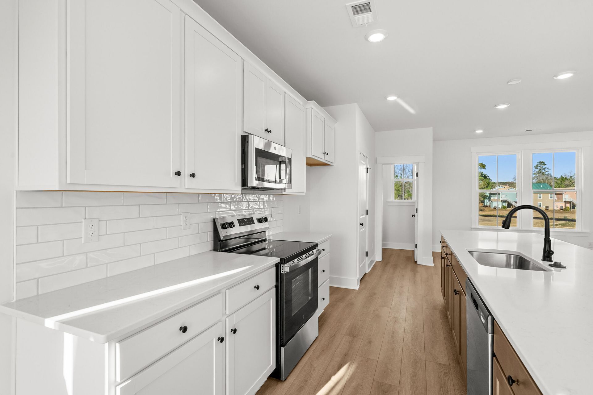 4081 Saint Johns Avenue Photo 10